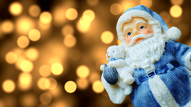 les montiliens attendent la descente du pere noel à proximité de hotel appart montélimar et hébergement entre particuliers appartement 4 personnes