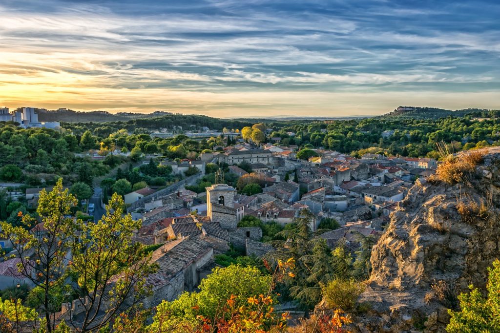 village drome provencale